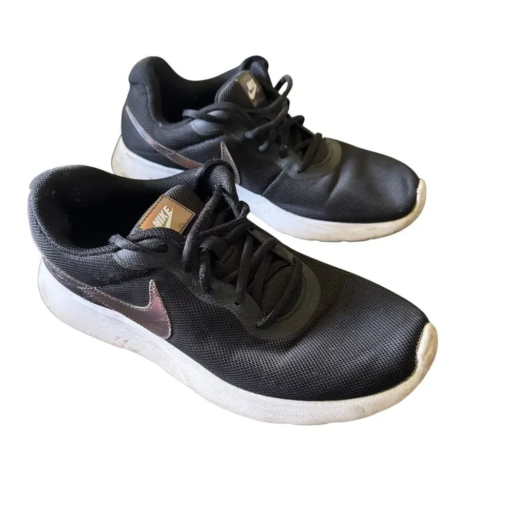 Nike Women's Black Running Shoes Sneakers Size 10
